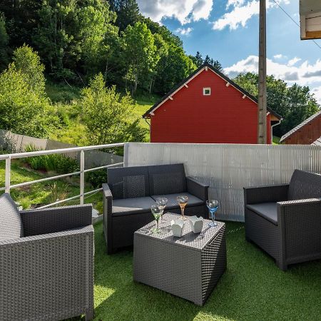 Stunning 4-Bed House In La Bourboule Βίλα Εξωτερικό φωτογραφία