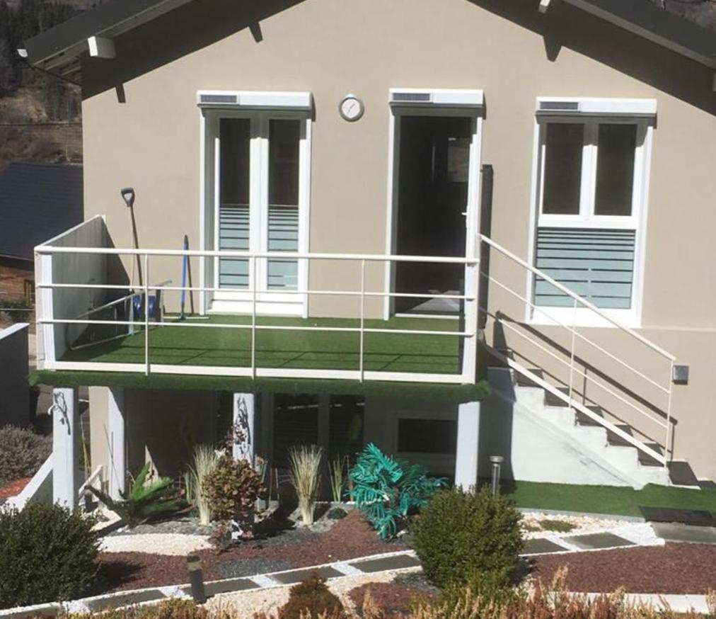 Stunning 4-Bed House In La Bourboule Βίλα Εξωτερικό φωτογραφία